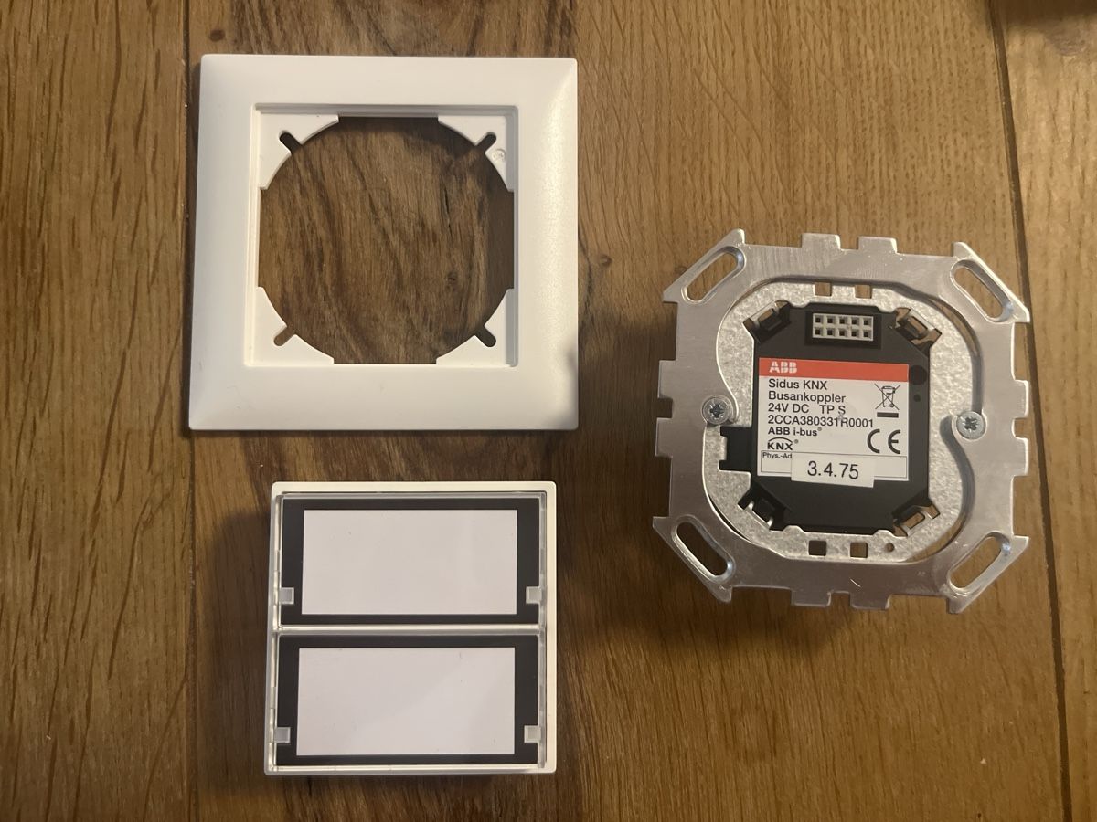 ABB Interruttori: ABB SIDUS KNX Taster mit Busankoppler Weiss – Usato da Zürich venduto da ila_nbb6 1