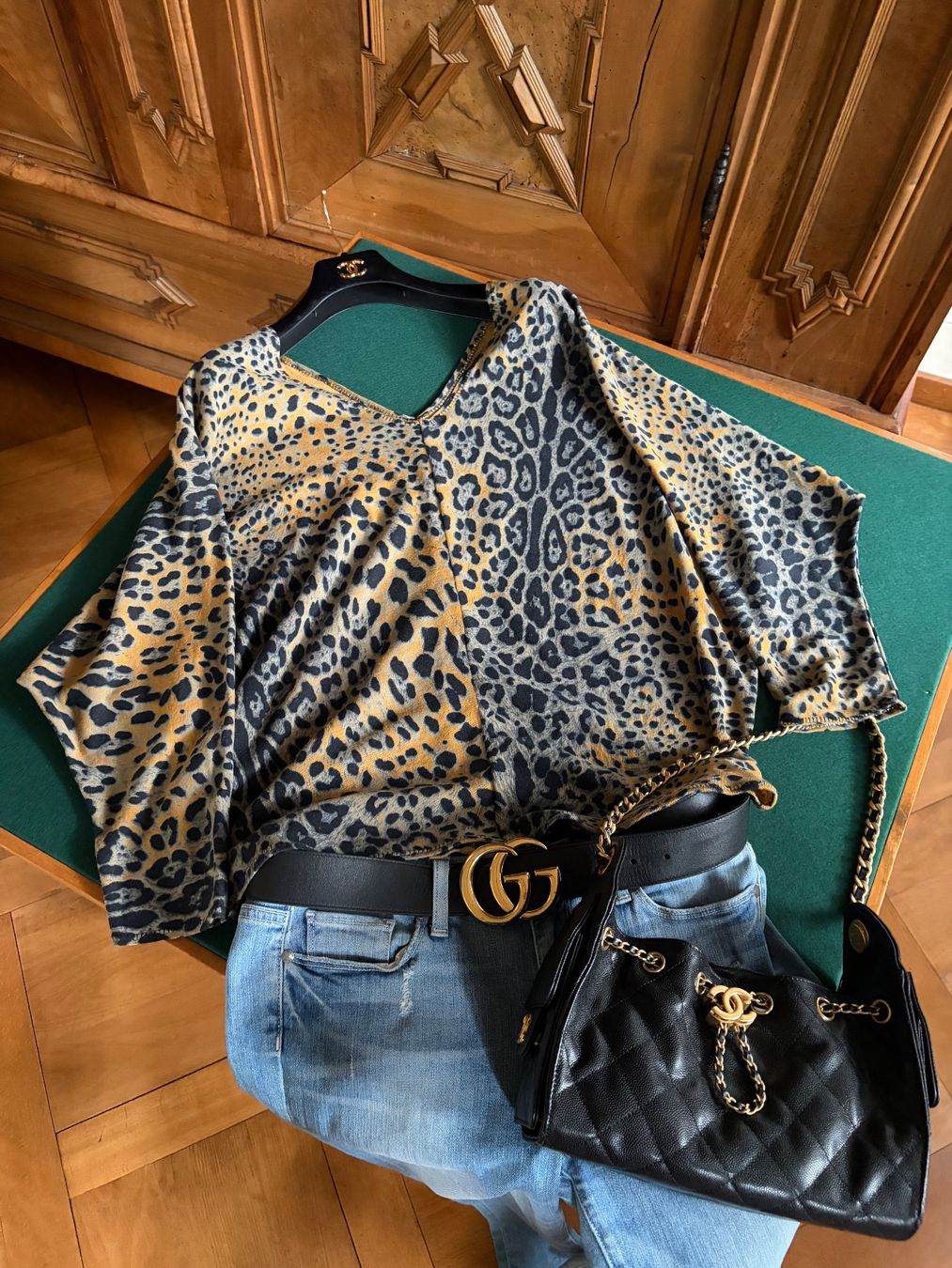 Maglioni & Felpe: Leopard Pullover Gr. L  Stil:  Chanel Métiers D'Art NEU – Nuovo (secondo la descrizione) da Interlaken venduto da Bona55 9