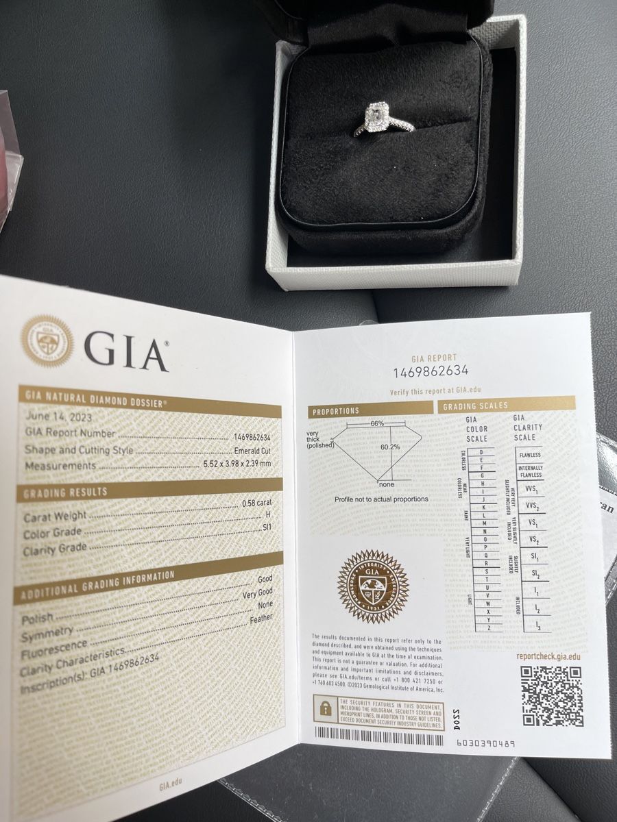 Anelli: Emerald Cut Diamond Ring, 0.58 Carat – Nuovo (secondo la descrizione) da Illnau venduto da Finado 2