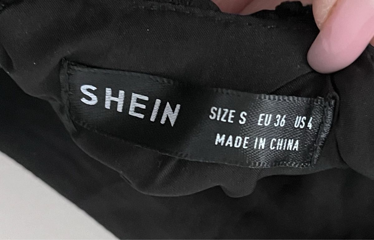 Shein Vestiti: Kleid schwarz von Shein grösse S – Nuovo (secondo la descrizione) da Dättwil AG venduto da ele_g6vl 3