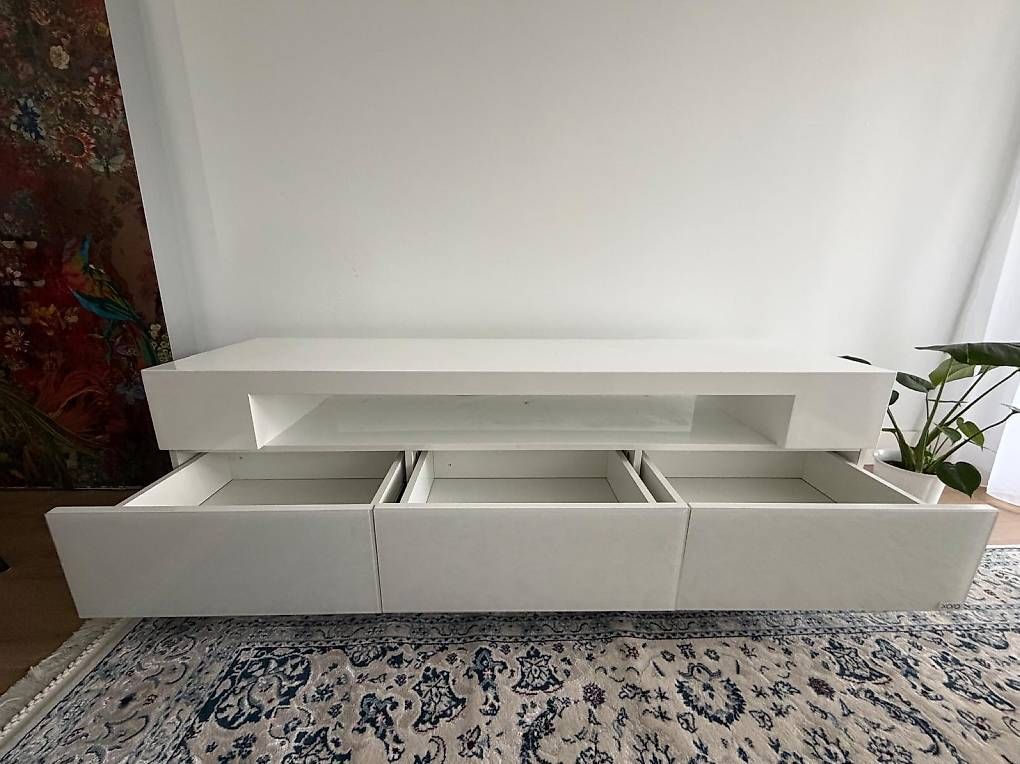 Mobili TV: TV-Möbel / Lowboard Hochglanz Weiss  Modern & Elegant – Usato da Luzern venduto da shi_qd85 1