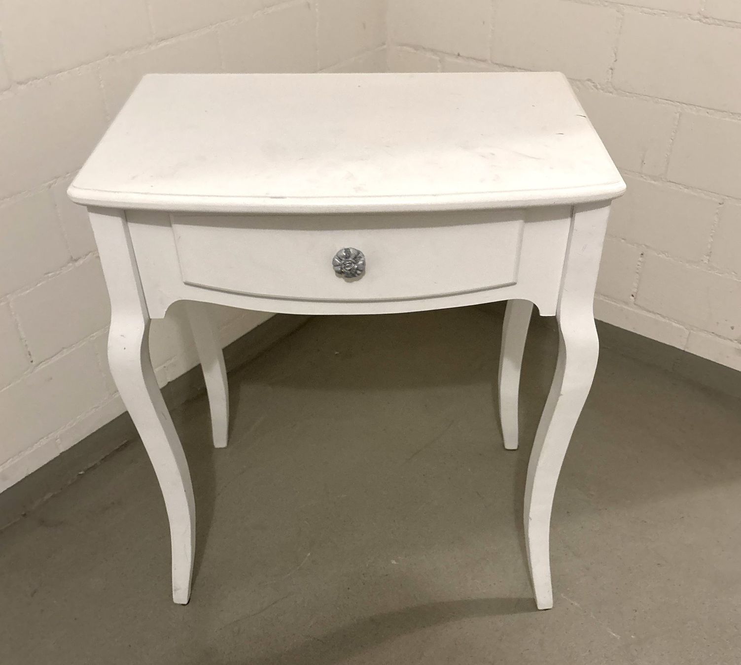 Cassettiere: Kommode shabby chic muss gestrichen werden – Usato da Glattbrugg venduto da Ariel012 3