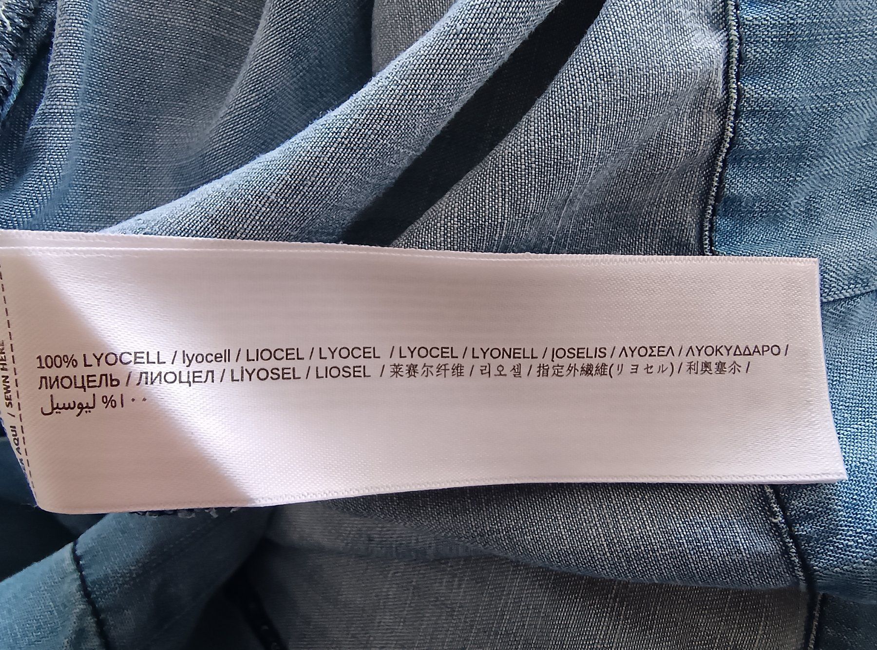 Vestiti: Robe en lyocel / jean clair Violeta by Mango taille L – Nuovo (secondo la descrizione) da Genève venduto da Brachiopode 9