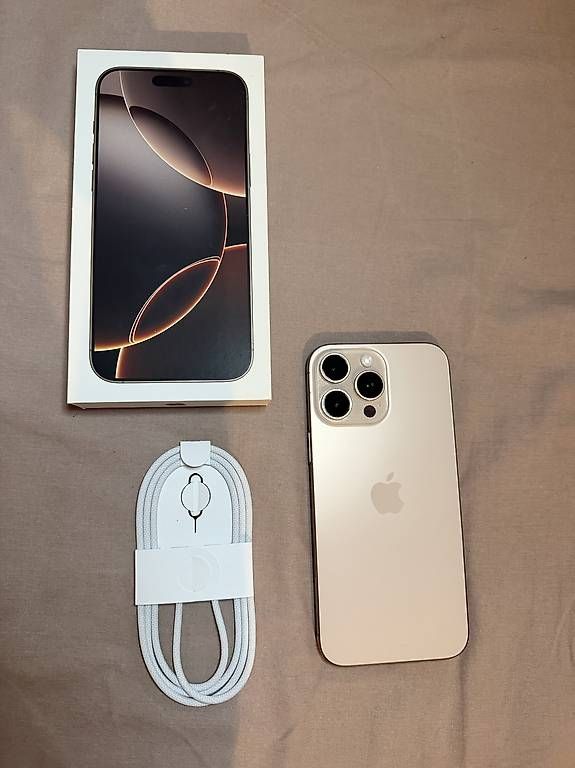 Telefoni cellulari / Smartphones: Iphone 16 Pro Max 256GB titane sable  – Usato da Morges venduto da marta.rdgs