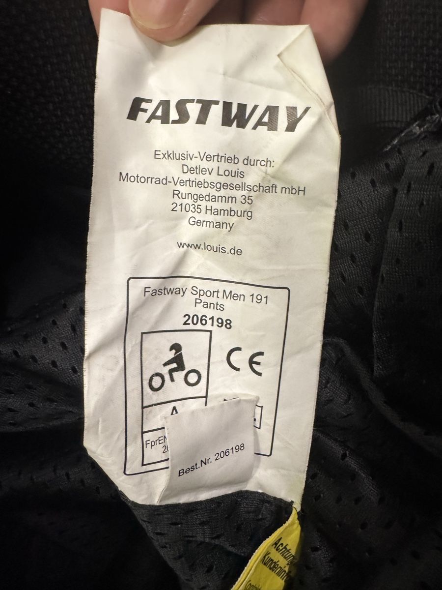 Pantalons: Fast Way Motorcycle Pants  – D'occasion à Epalinges par wil_f 2