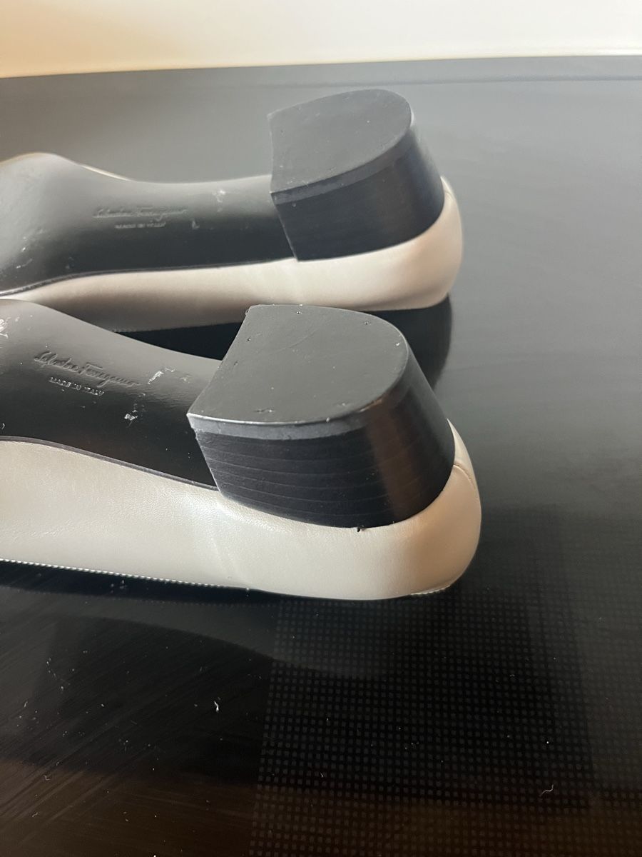 Damenschuhe: Zeitloser Ferragamo Slipper 38 – Gebraucht aus Saanen von SoniaMichaela 4