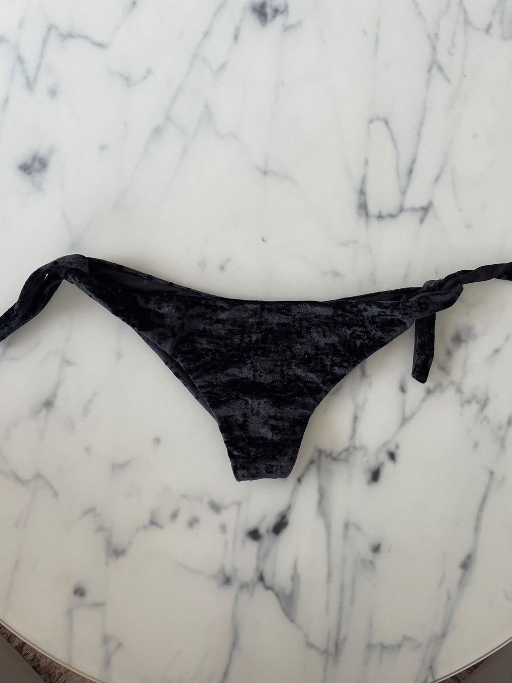 Calzedonia Costumi da bagno & Bikini: Calzedonia Bikini Schwarz Samt B80/S – Usato da Triesen venduto da antonellaaa_ 3