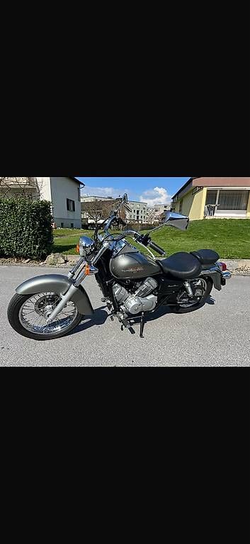 Chopper: Honda VT125 Shadow zu verkaufen – Usato da St. Gallen venduto da Sigi73 2
