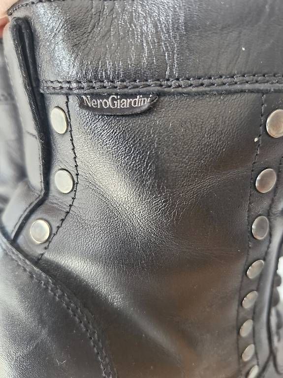 Chaussures femmes: Bottines femmes. 35  – D'occasion à Pont-de-la-Morge par zad_qt9c 3