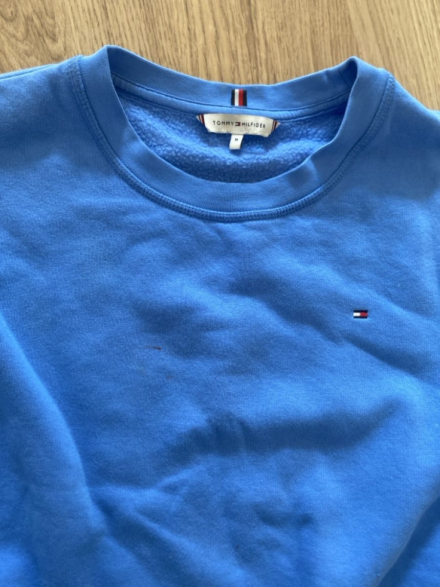 Tommy Hilfiger Maglioni & Felpe: Pullover Tommy Hilfiger blau Grösse M guter Zustand – Usato da Spreitenbach venduto da hel_7gxh 1