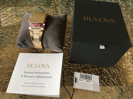 NEU Bulova Computron LED Uhr Farbe Gold / Rote Anzeige
