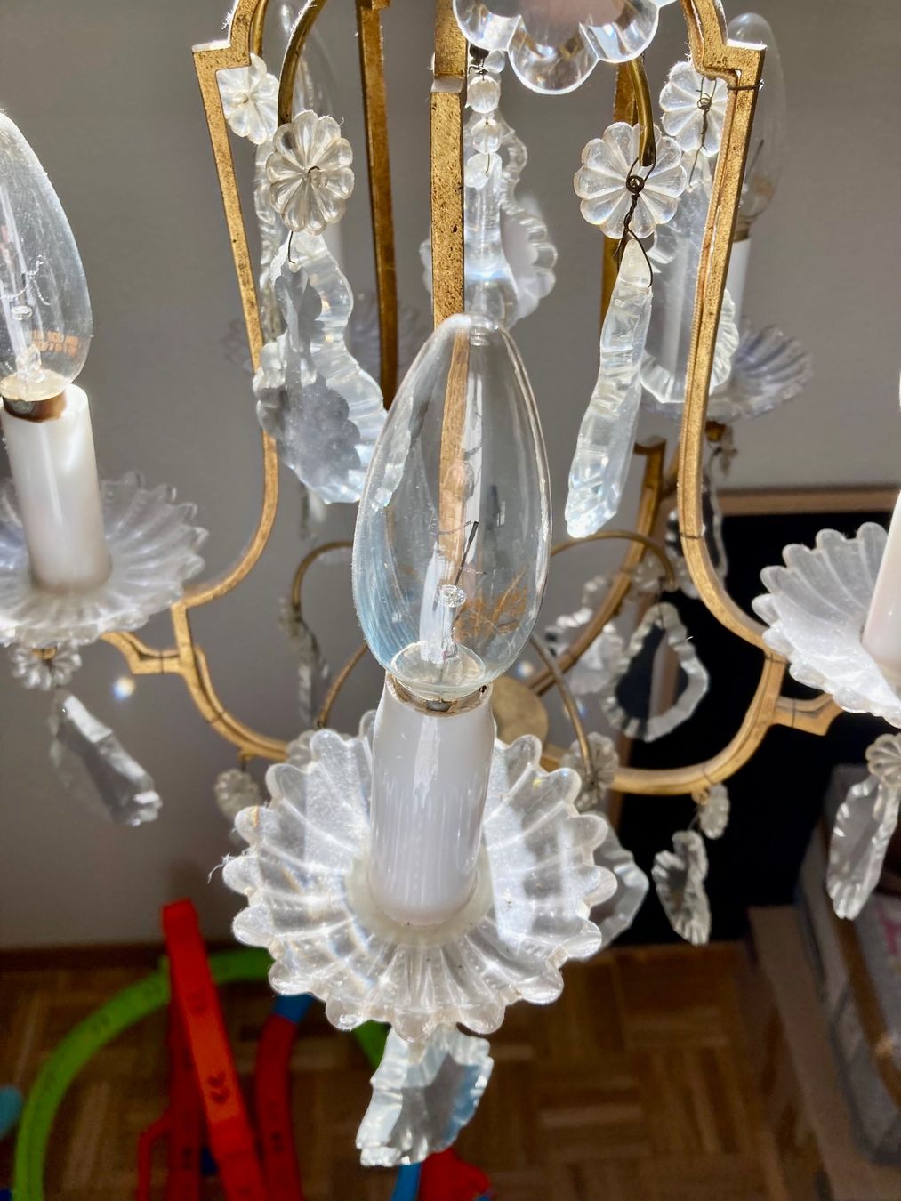 Kronleuchter & Deckenlampen: Kronleuchter mit Glasschmuck – Gebraucht aus Zürich von Himbaer 5