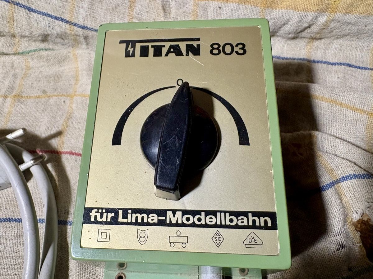 Modelleisenbahnen: Titan 803 Transformer Gleichstrom  – Gebraucht aus Balsthal von hammer008 1
