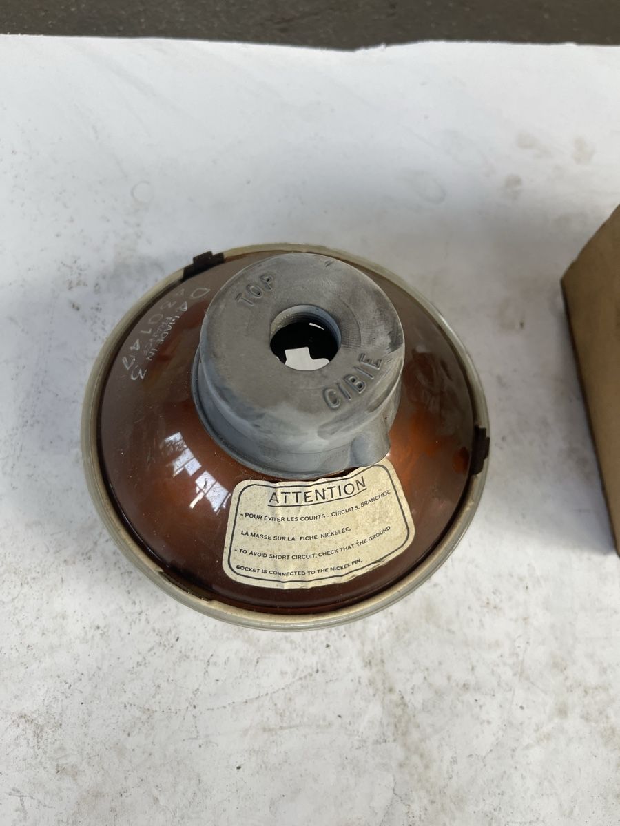 Toyota Alle Autoersatzteile: Oldtimer Toyota Lampe – Gebraucht aus Altbüron von Garage-Bulak 2