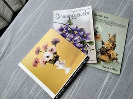 3 Bastel Bücher zu Strumpf Blumen