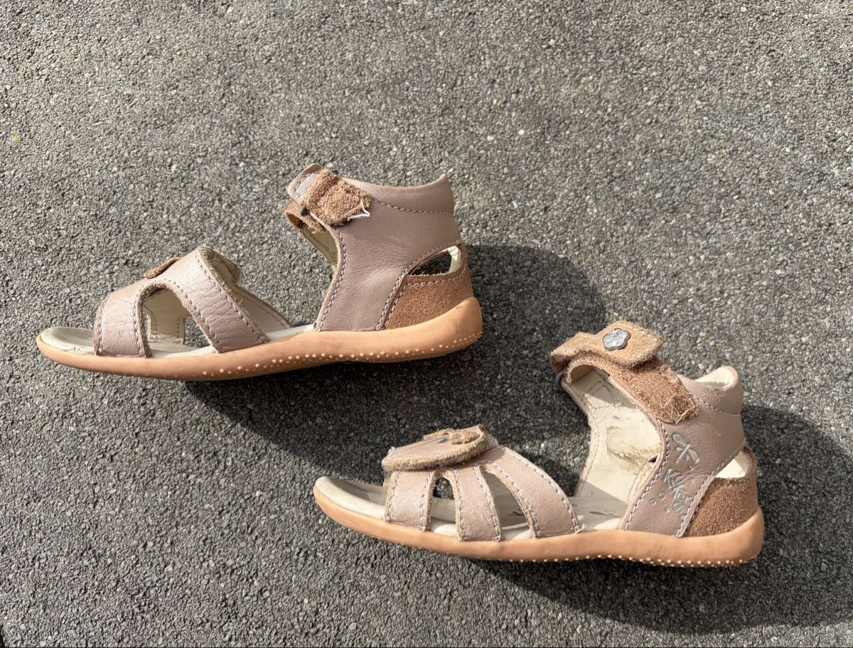 Kickers Schuhe für Mädchen: Sandales Kickers Fille Pointure 24 – Gebraucht aus Liddes von Couik 2