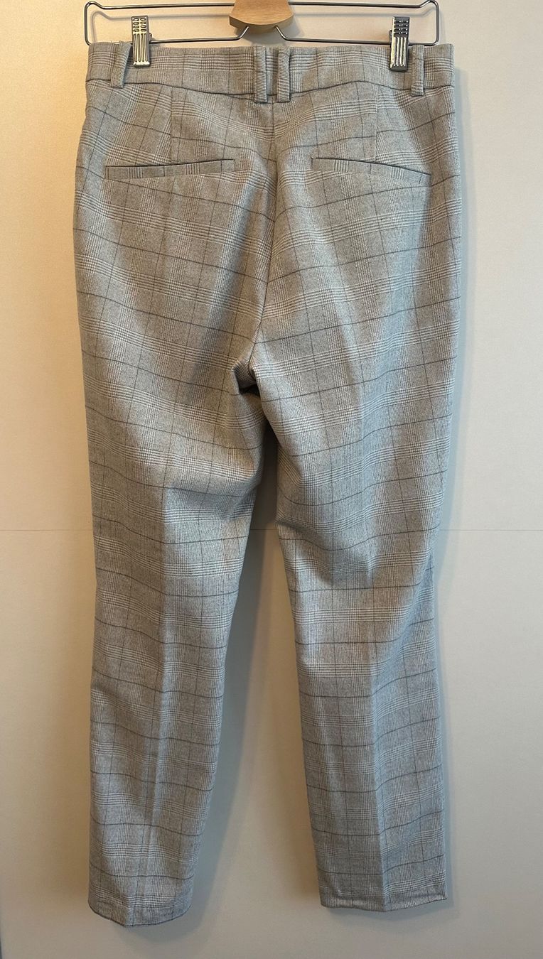 H&M Hosen: Elegante, karrierte Stoffhose, Grösse 40 – Gebraucht aus Gachnang von mih_7dkp 1