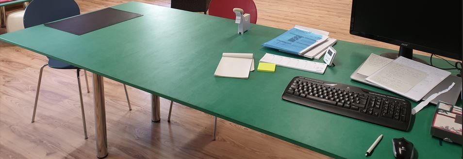 Tables: Tisch – D'occasion à Davos Platz par bru_6gm7