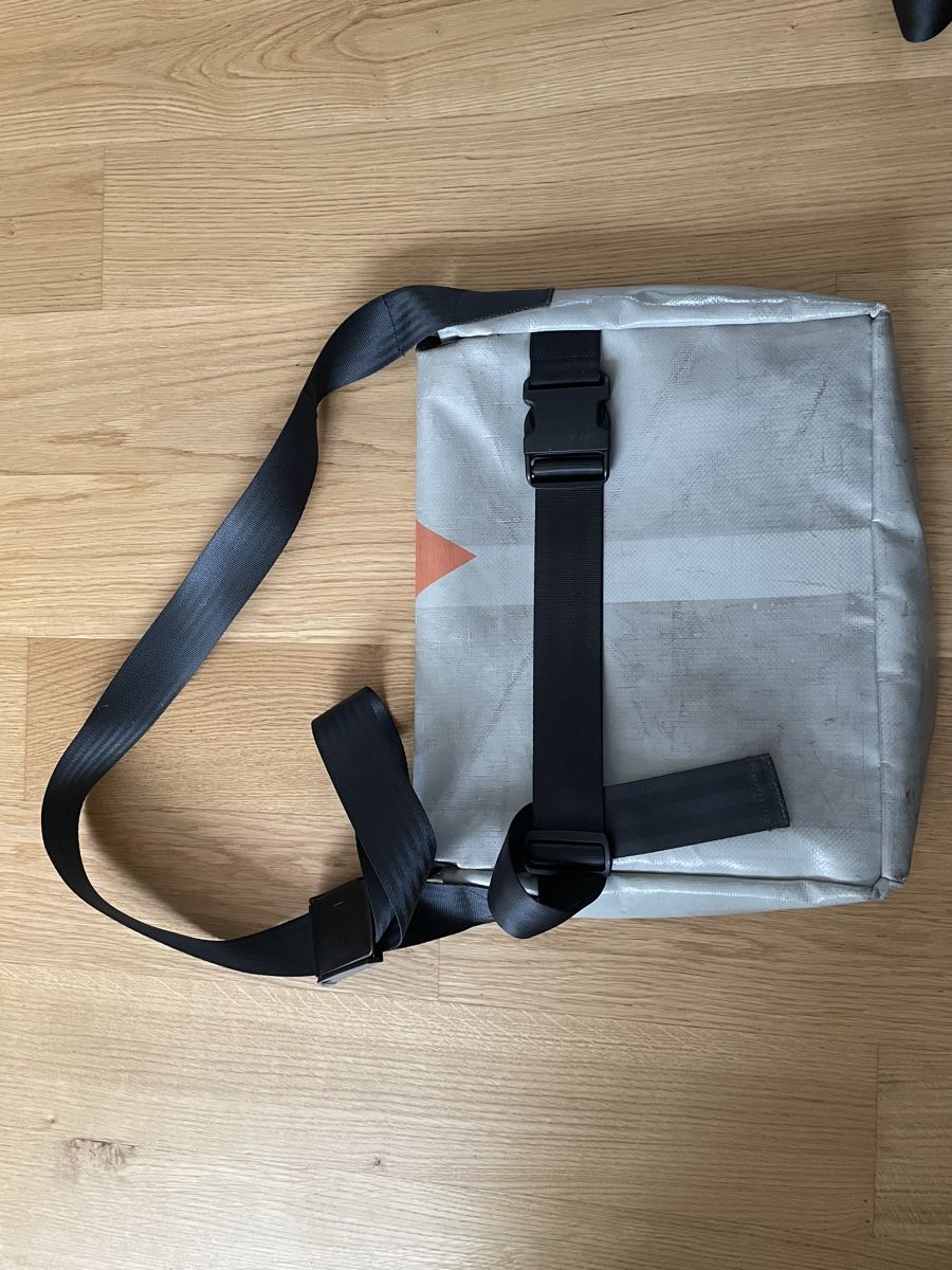 Freitag Borse: Freitag Tasche F12 Dragnet – Usato da St. Gallen venduto da jaae. 1