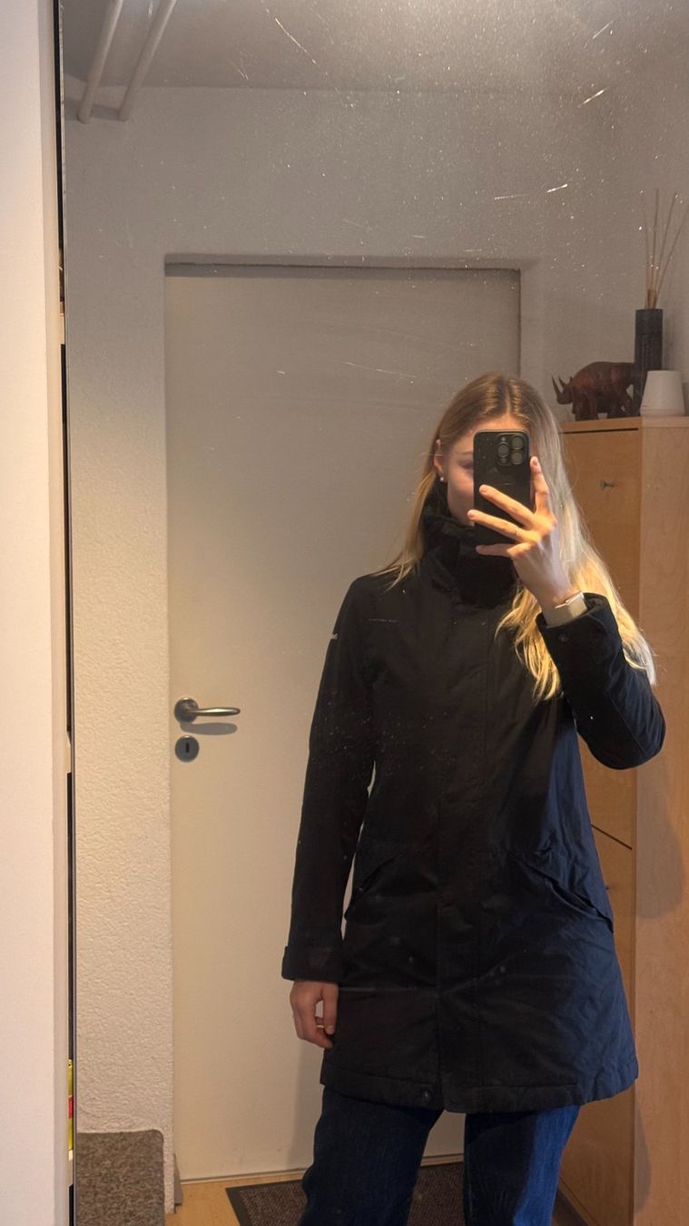 Giacche: Peak Performance Winterjacke Grösse XS – Usato da Rümlingen venduto da noemiebuergin