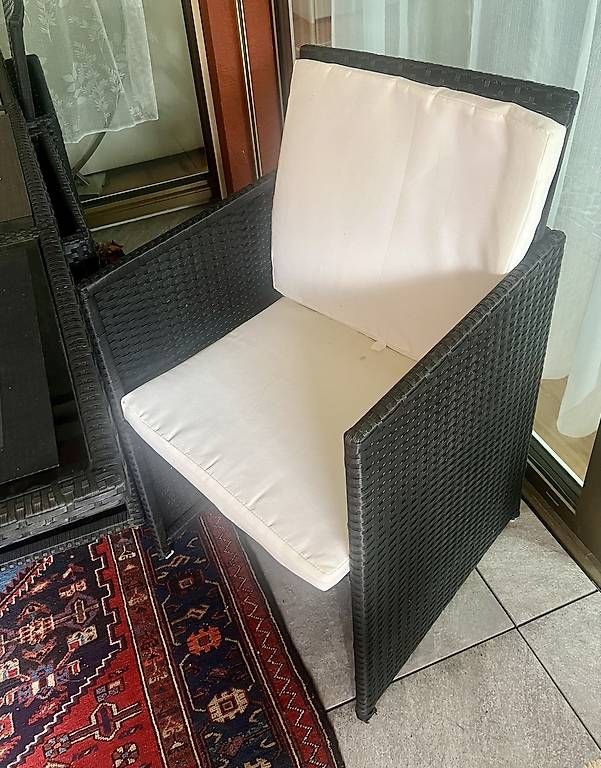 Tischset: Gartentisch rattan mit 6 Stühlen – Gebraucht aus Sevelen von Pbr0 3