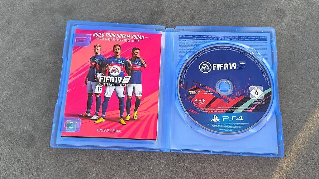 Giochi: FIFA 19 PS4 Originalhülle Disc – Usato da Schwerzenbach venduto da RustyZ 2