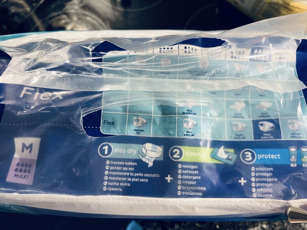 Windeleimer & Windeln: TENA Flex M -MAXI und Packung ungeöffnet – Neu und originalverpackt aus Zürich von Sharonsimona 1