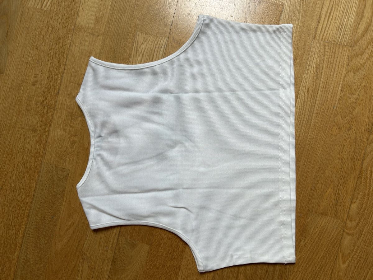 Shein T-shirt: T-shirt – Usato da Daillens venduto da guisepa 2