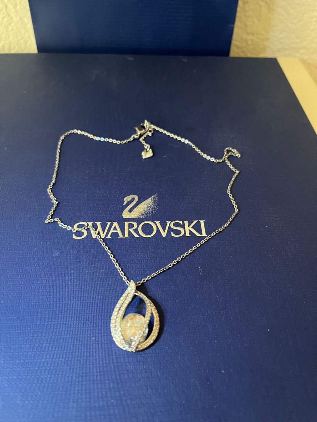 Swarovski Catenine: Swarovski kette neu und original – Nuovo (secondo la descrizione) da Kirchleerau venduto da Piroska05