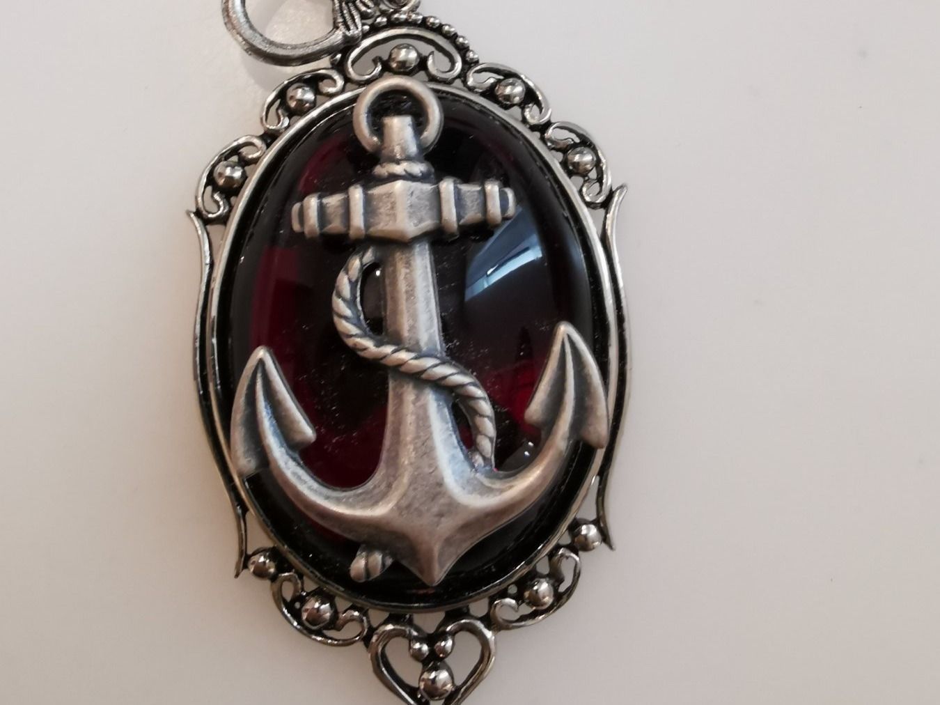 Catenine: Halskette Sailor Anker blutrot / silber – Nuovo e nell'imballaggio originale da Fischbach-Göslikon venduto da PitBullDoll