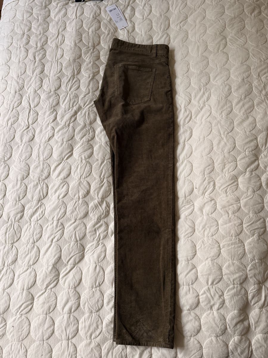 Closed Pantaloni: Closed Unity Slim Cordhose, 33 NWT – Usato da Cham venduto da MC_0605 1