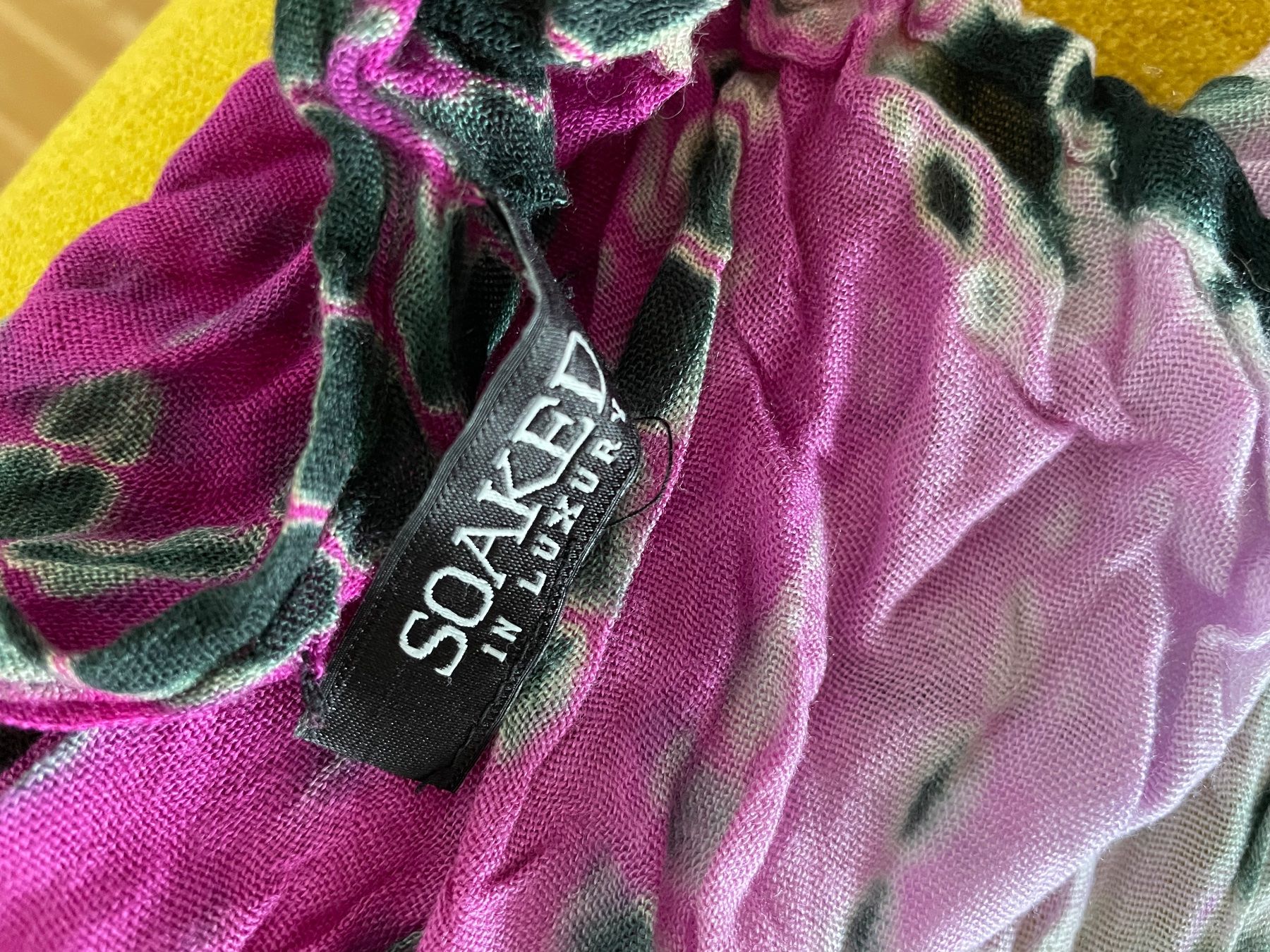 Foulard & Sciarpe: Soaked Damenschal – Usato da Feusisberg venduto da Mila1122 2