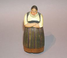 HUGGLER BRIENZ HANDGSCHNITZTE BÄUERIN