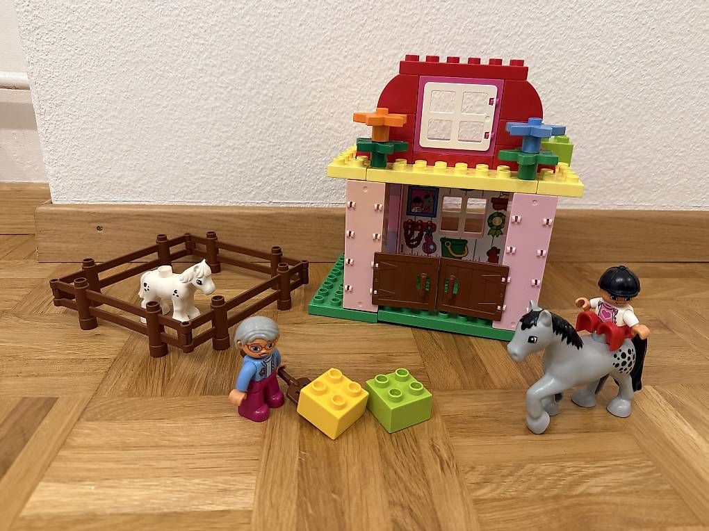 Spielzeuge: LEGO Duplo 10500 - Reitstall – Gebraucht aus Zürich von Technoclimbing 2