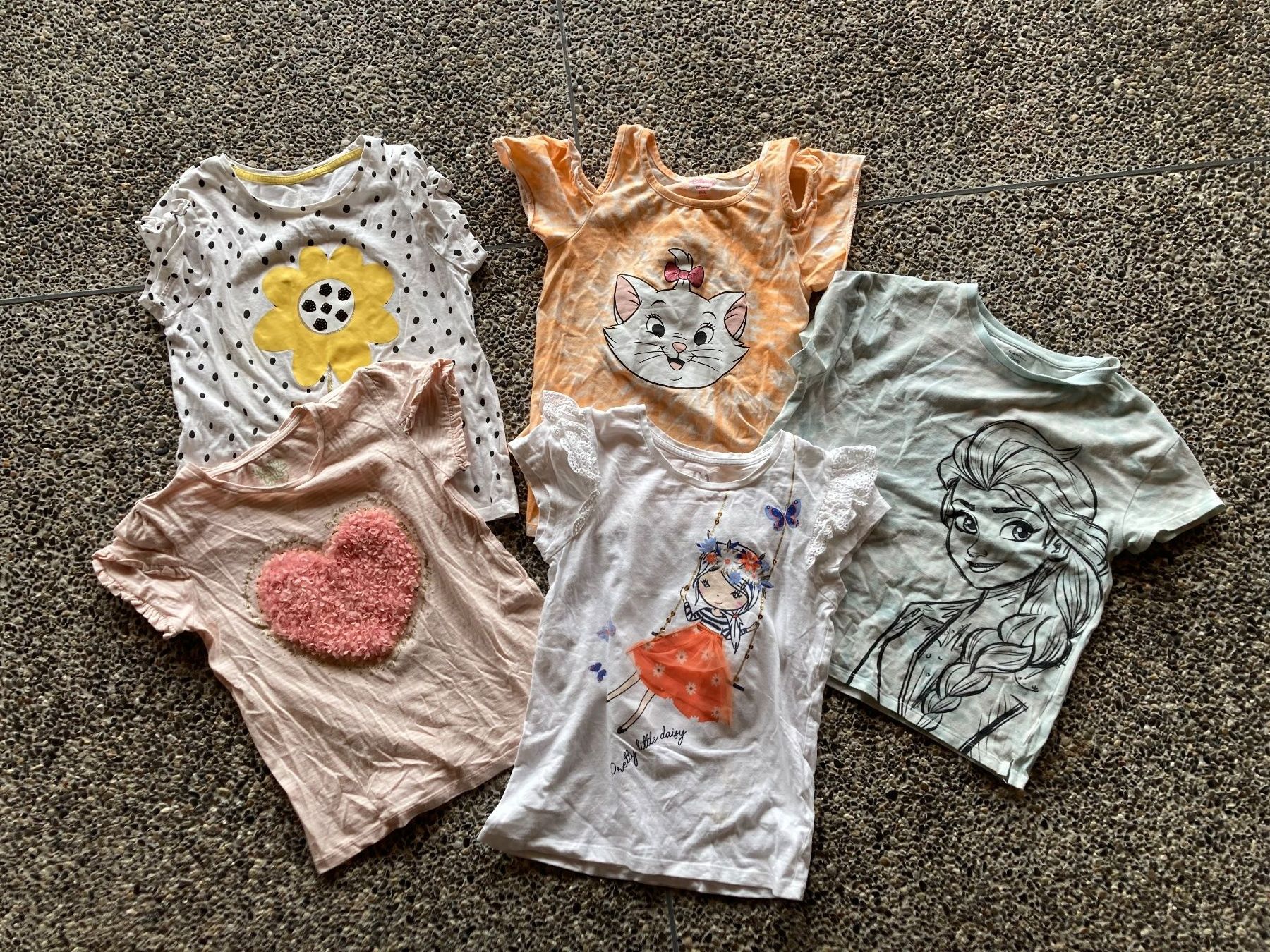 Kleiderpakete & -sets: T-Shirts Paket, Gr. 140 – Gebraucht aus Aetingen von Nadinsky