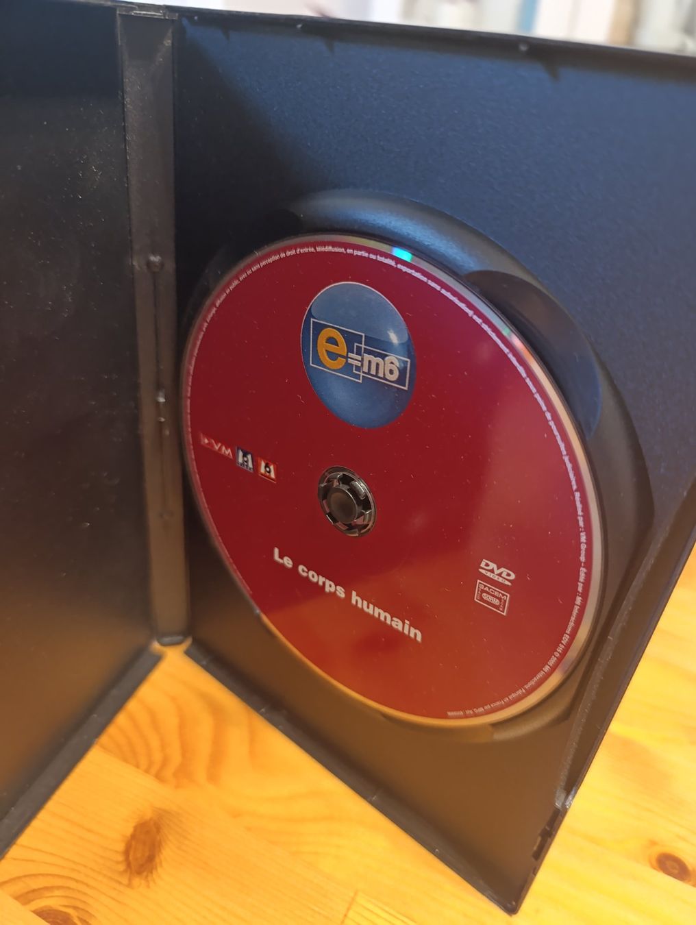 Tutti i DVDs: Le corps humain de M6 présenté par Mac Lesggy DVD – Usato da Prangins venduto da Timband 2