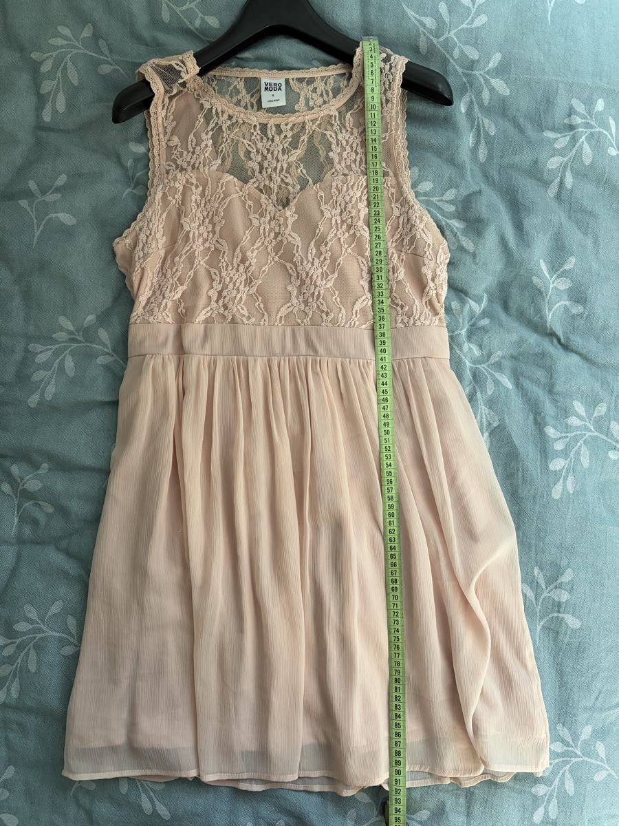 Vero Moda Vestiti: Kleid XL in hellrosa mit Spitze – Usato da Pfungen venduto da era_fnc2 3
