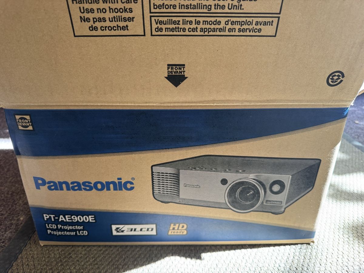 Panasonic Videoprojektoren: Beamer Panasonic PT-AE900E – Gebraucht aus Lausen von Mutuli 3
