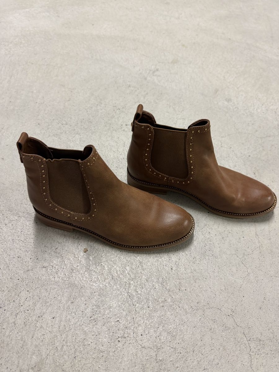 Scarpe da donna: Braune Stiefeletten, Gr. 38, Herbst/Winter Saison – Usato da Schlieren venduto da cor_jgb7