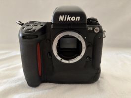 Nikon F5