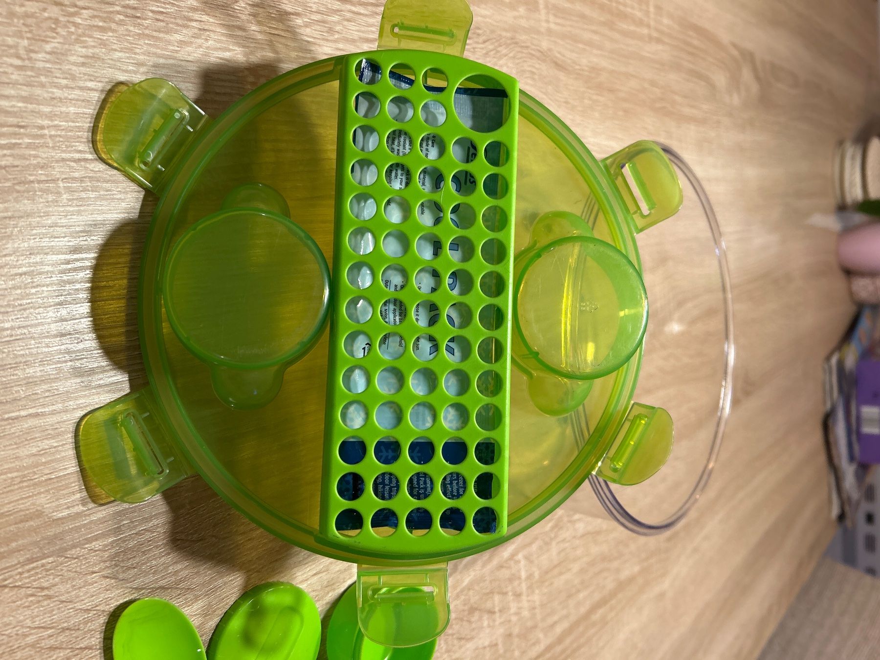 Ciotole: Salat-Schüssel / Picknick-Dose mit Besteck + 2 Döschen – Nuovo (secondo la descrizione) da Brunnen venduto da Nala2929 2