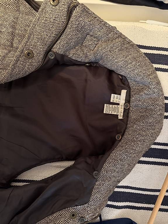 Giacche: Jacke  – Usato da Muttenz venduto da Zara-Camp 2