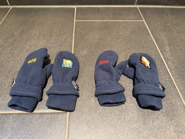 Kinderhandschuhe: 2 Paare Bob der Baumann Fleece Handschuhe – Gebraucht aus Hägendorf von oezi74
