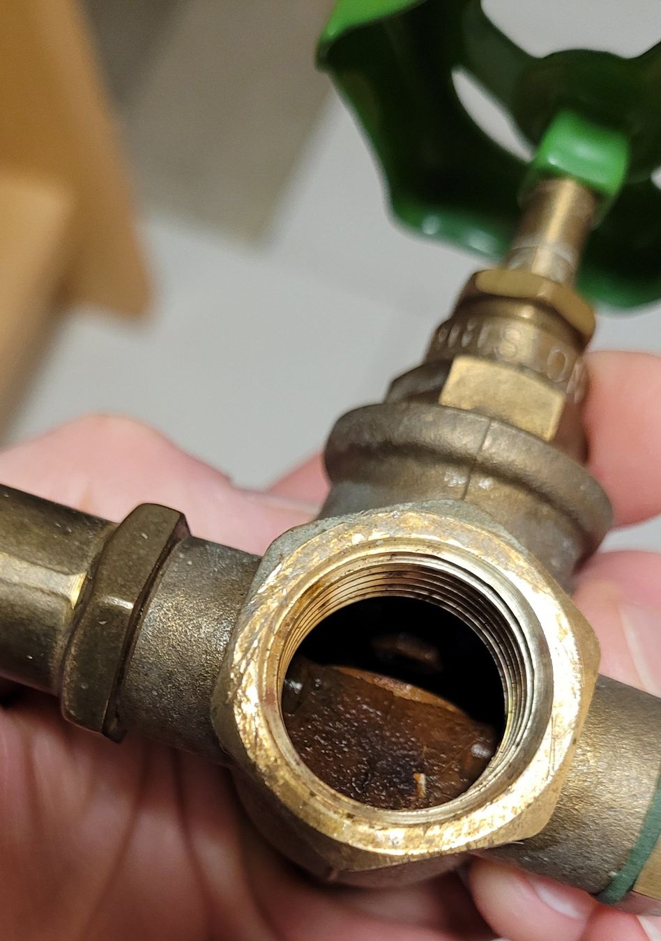 Armaturen: Durchgangsventil aus Messing, 1/2 Zoll – Gebraucht aus Bischofszell von -fr-5 3