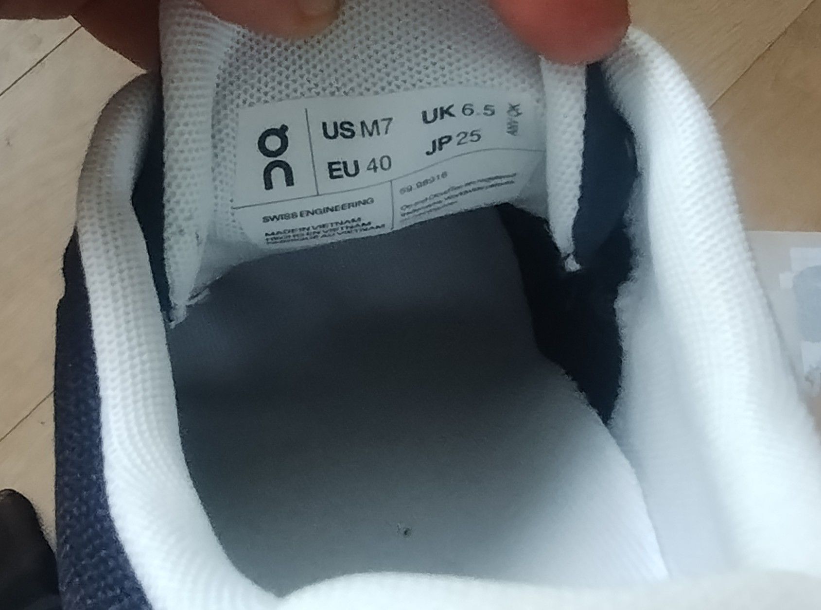 On Herrenschuhe: On Cloud Schuhe Grösse 40 neu mit OVP – Neu (gemäss Beschreibung) aus Schiers von bak007 2