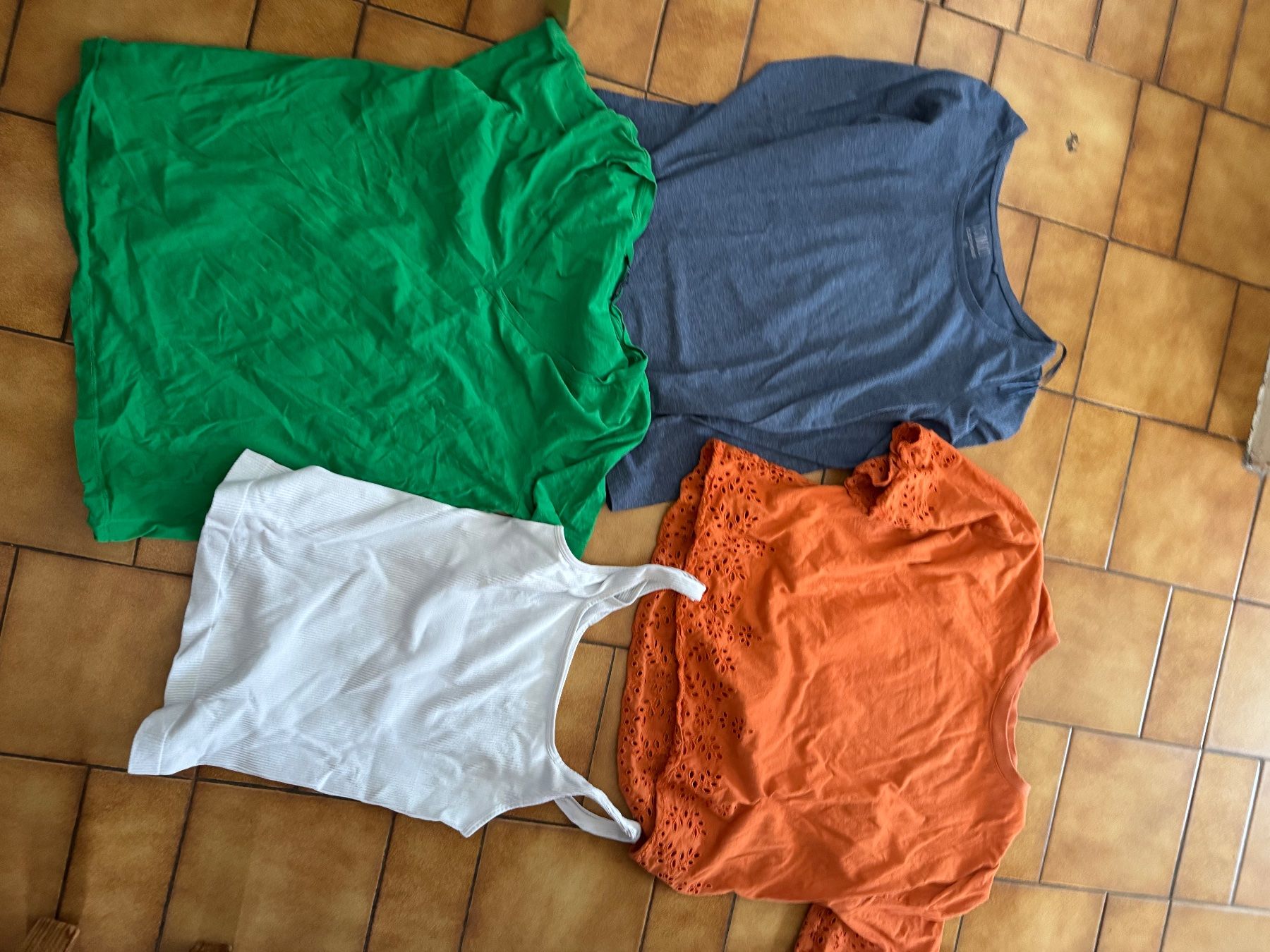 Lotti di vestiti: Lot 12 hauts Taille L Marina – Usato da Veyrier venduto da Kimedovapa_1 1