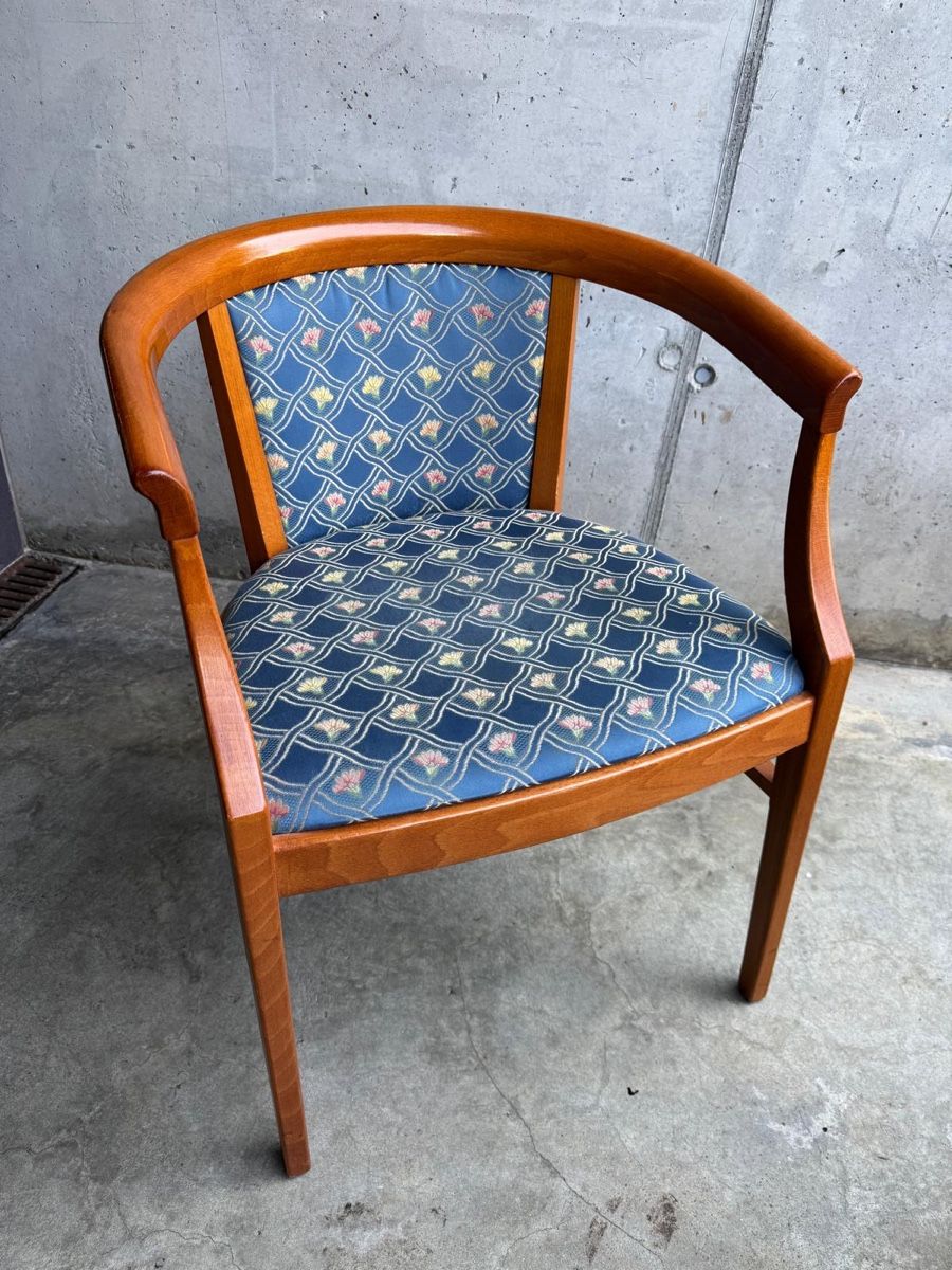 Chaises: Restaurant-Business Stühle – D'occasion à Castel San Pietro par lau_cf6w 1
