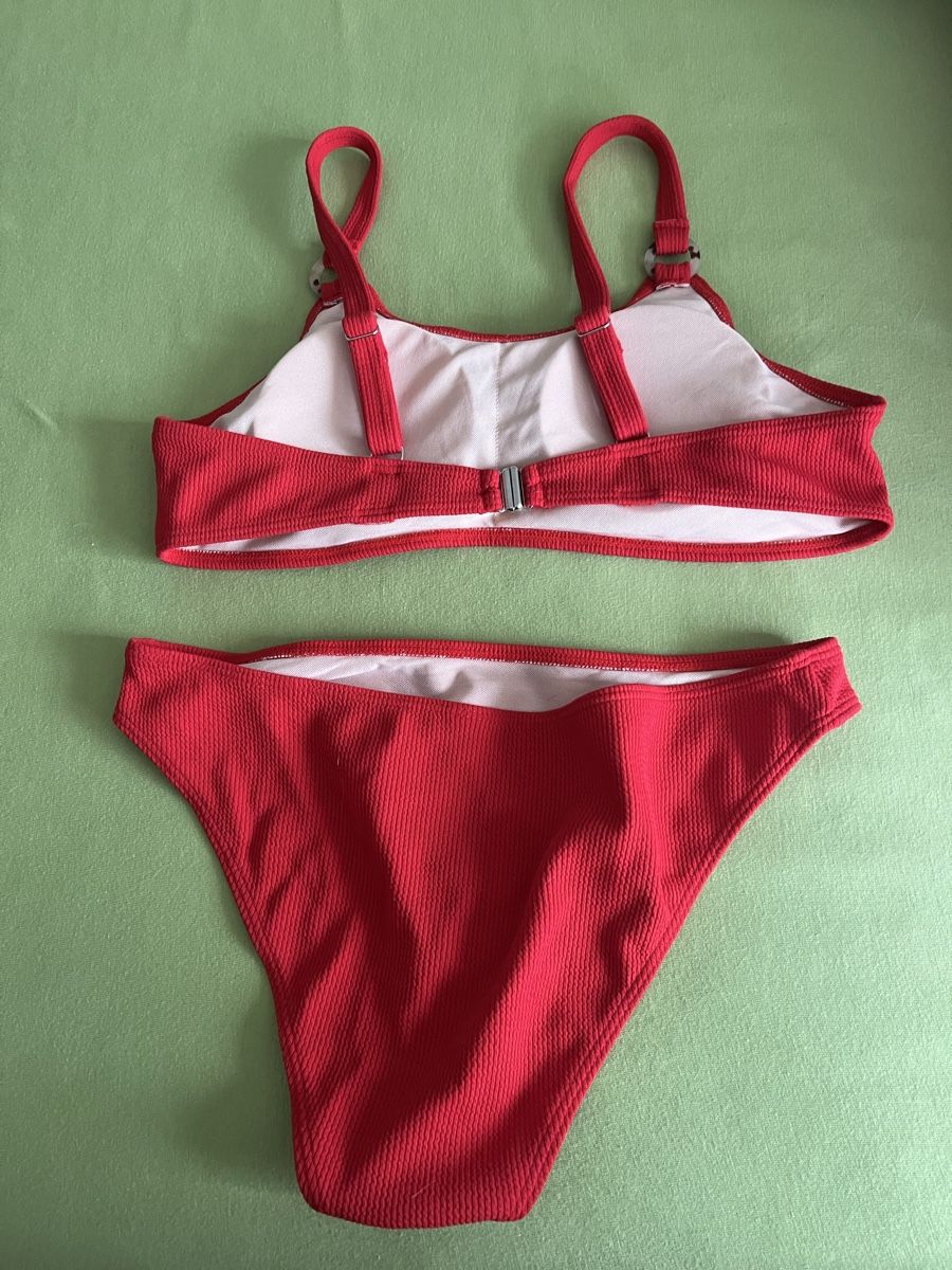 Costumi da bagno & Bikini: Bikini rot Rippstrick Grösse L neu mit Etikett – Nuovo e nell'imballaggio originale da Giswil venduto da Mauritius9026 1