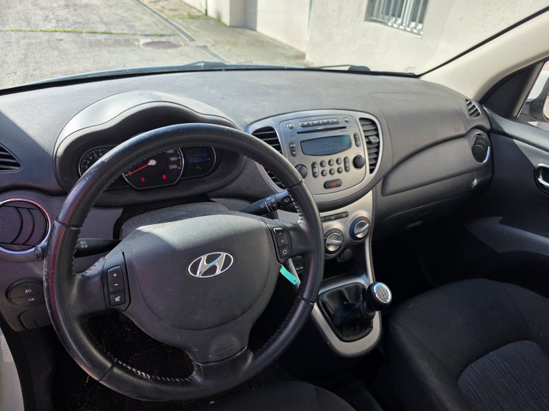 Hyundai Automobili: Hyundai i10 87500km top!!! – Usato da staffelbach venduto da del_gj7b 6