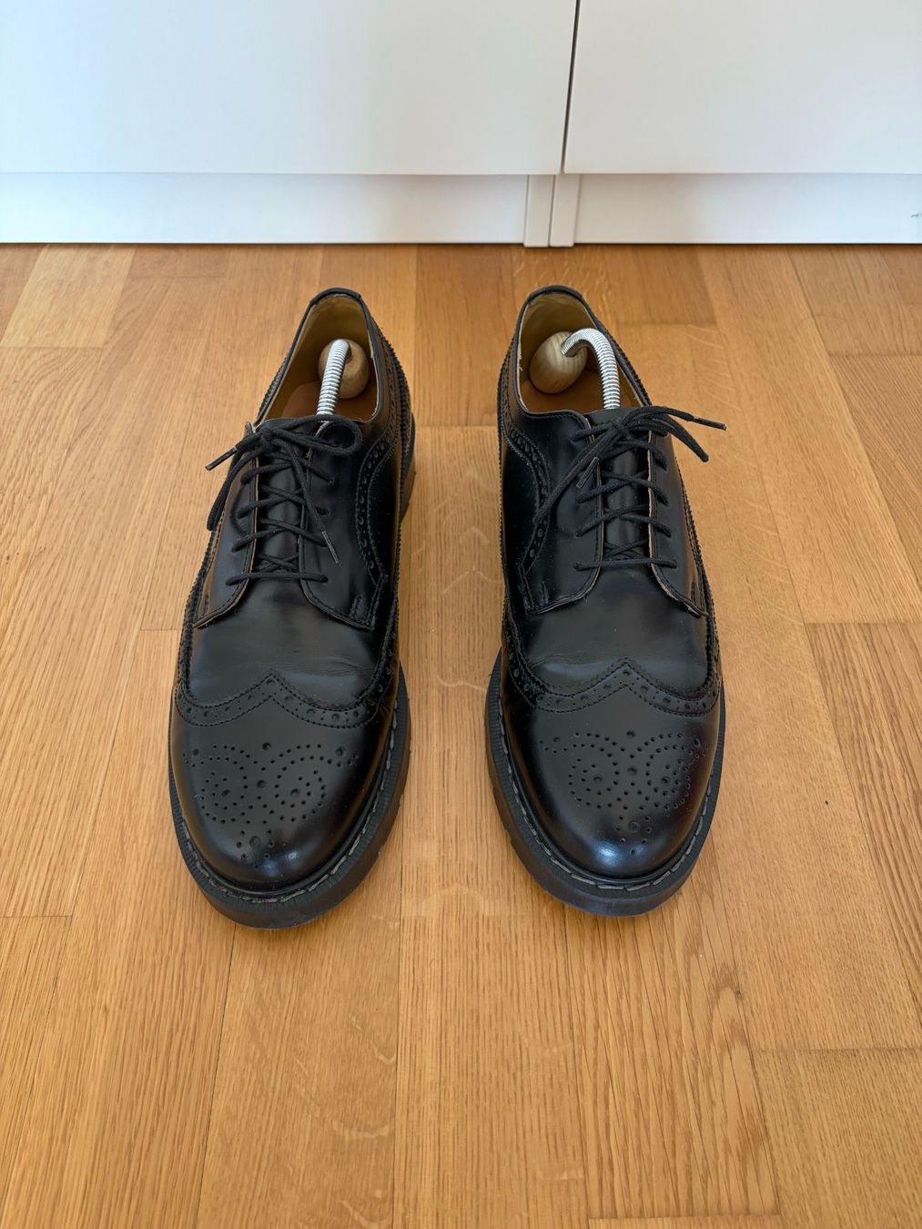 Scarpe da uomo: Solovair Brogue Shoe – Usato da Zürich venduto da jom_lkd6